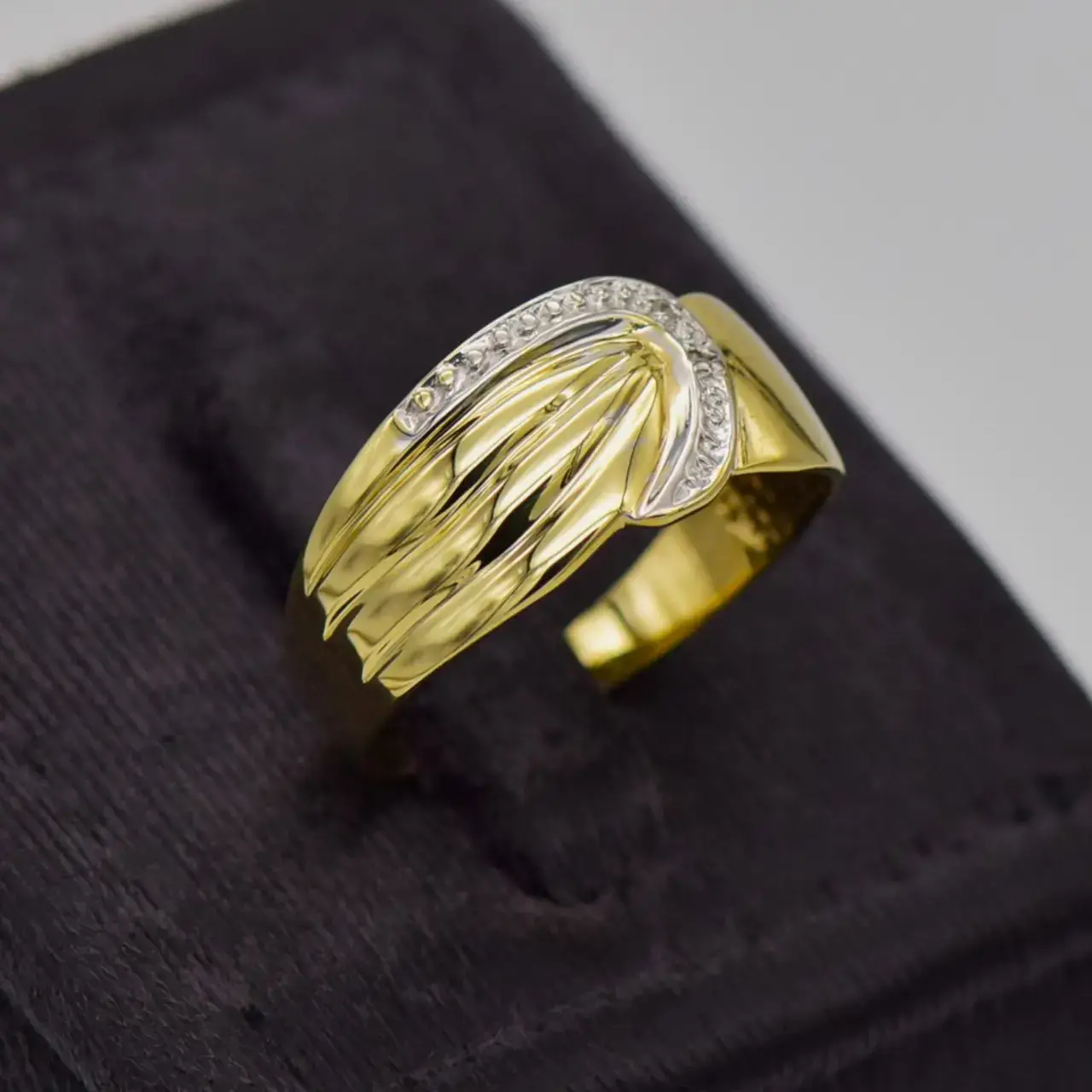 9ct Yellow Gold Dress Ring  - Thumbnail 2