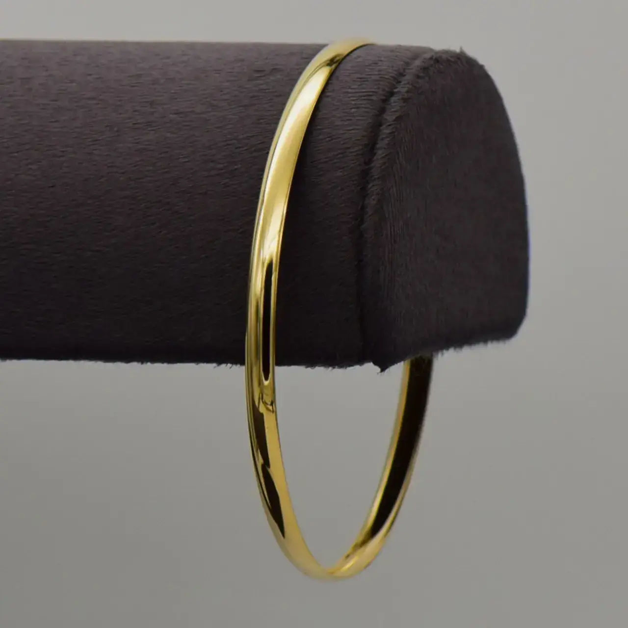 9ct Yellow Gold Bangle [Plain] - Thumbnail 1