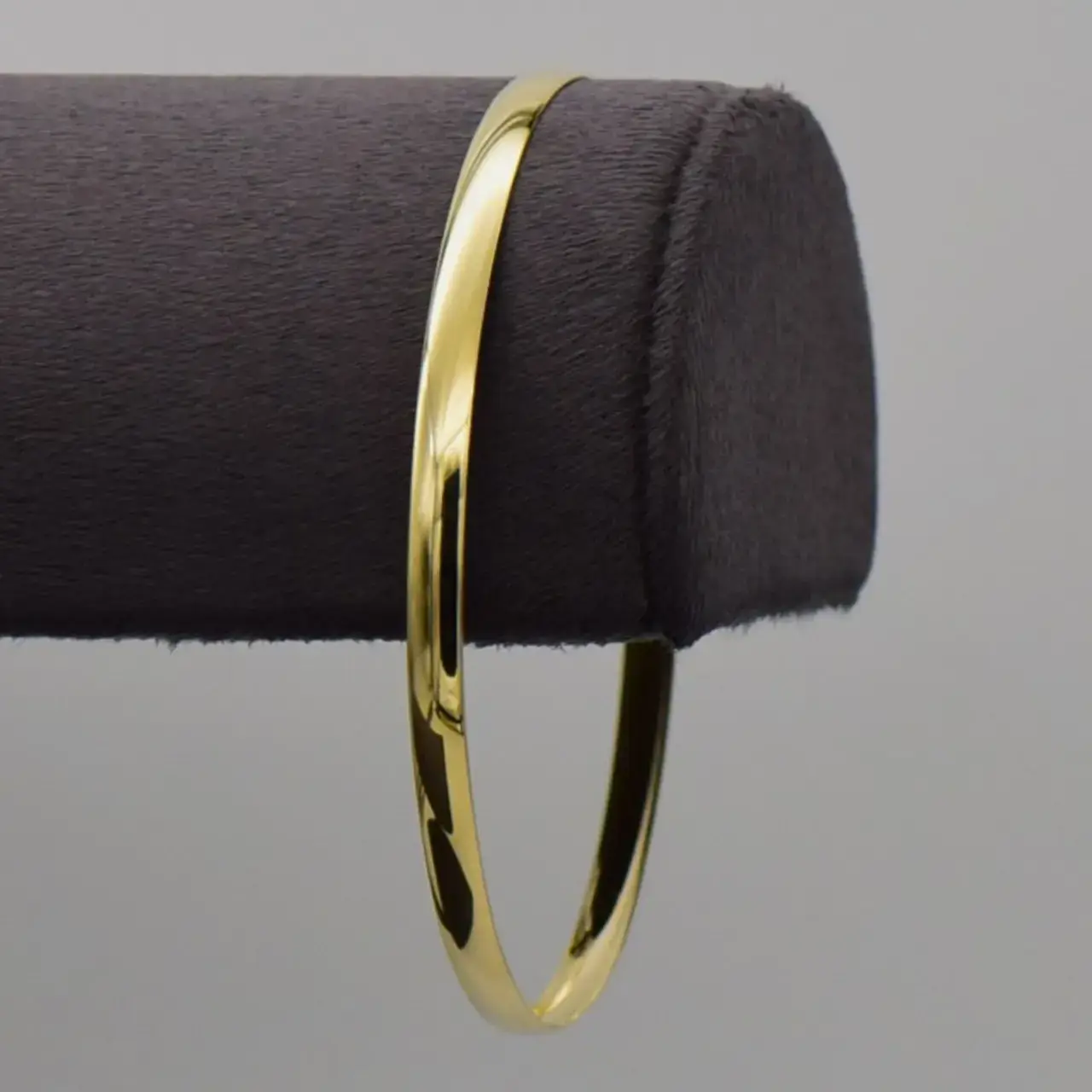 9ct Yellow Gold Bangle [Plain] - Thumbnail 1