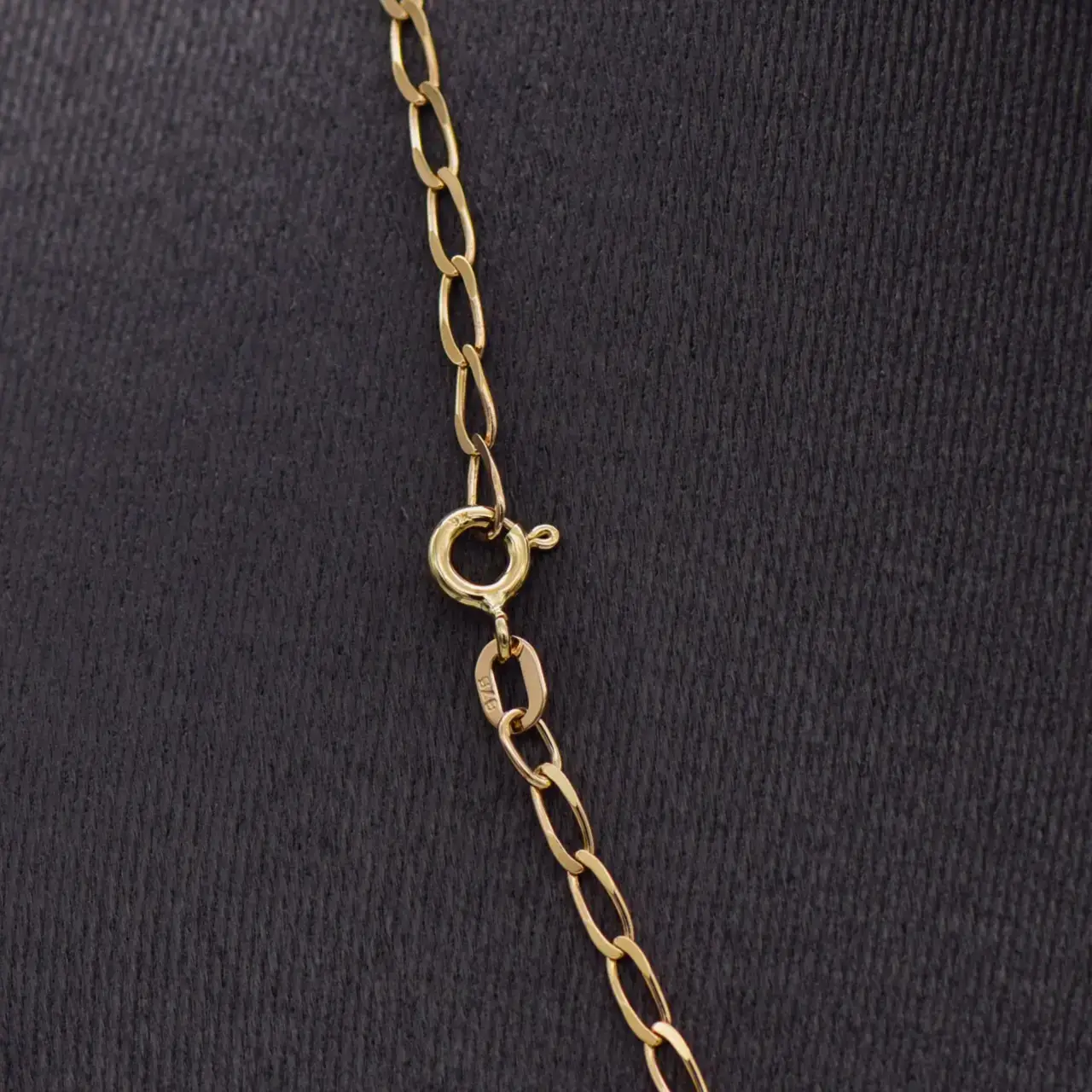 9ct Yellow Gold Chain [Curb - Link] - Thumbnail 2