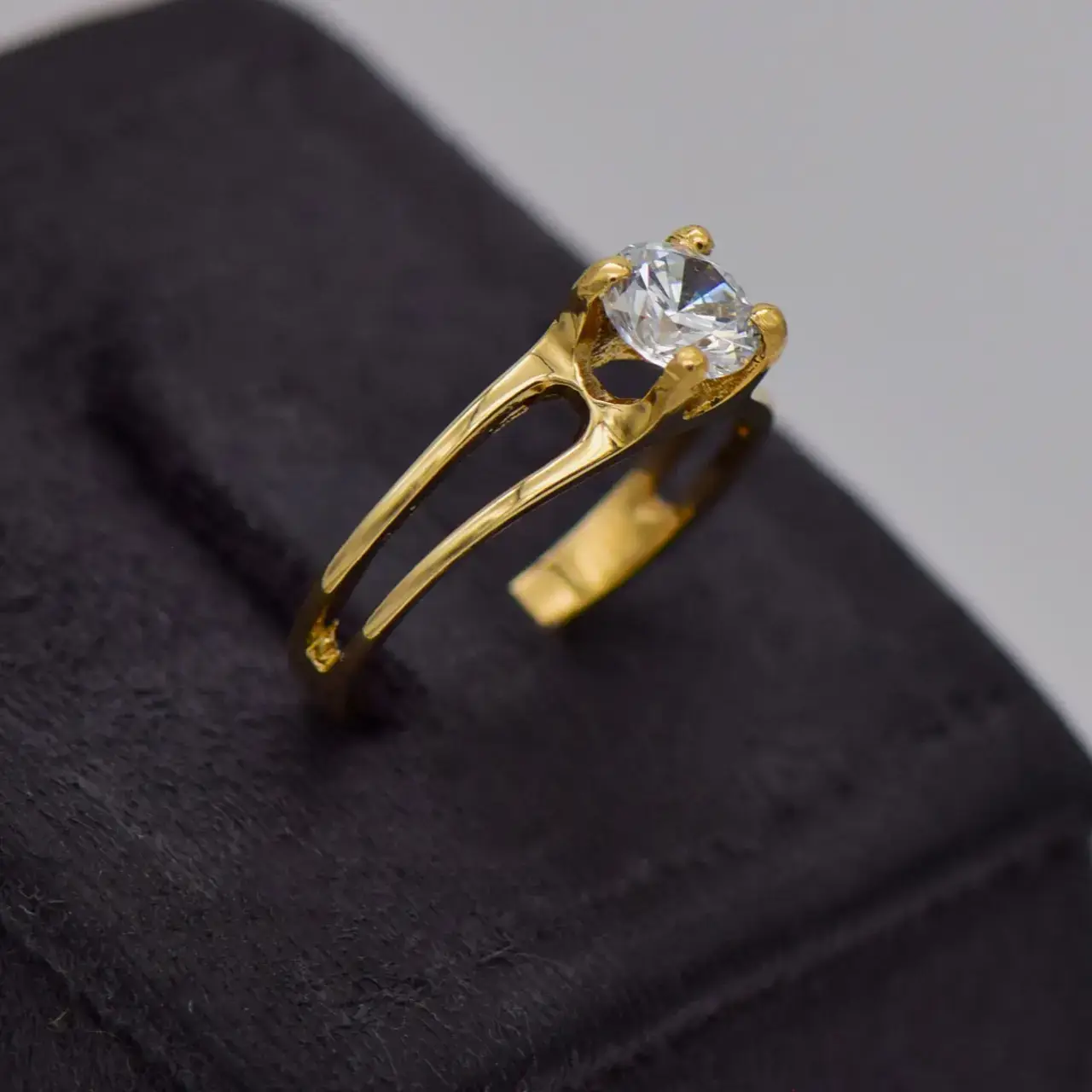 10ct Yellow Gold Dress Ring  - Thumbnail 3