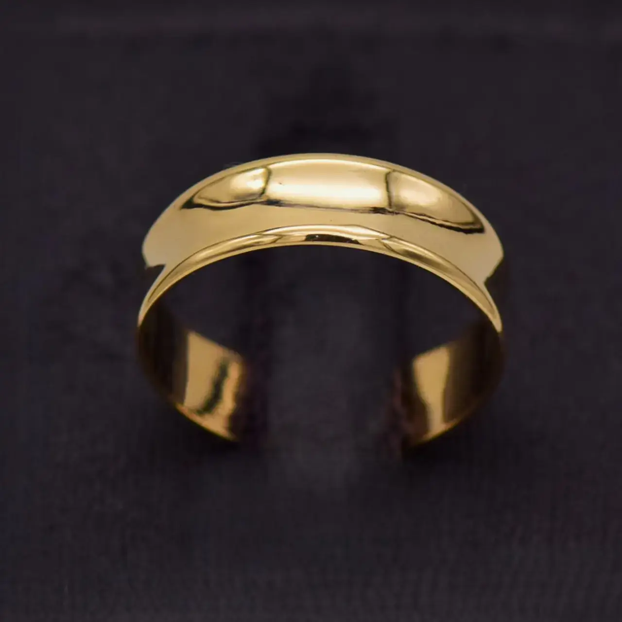 18Ct Yellow Gold Wedding Band [Concave] - Thumbnail 1