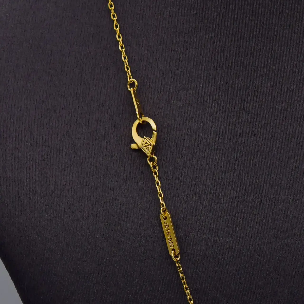 18ct Yellow Gold Chain [Anchor-Link] - Thumbnail 3