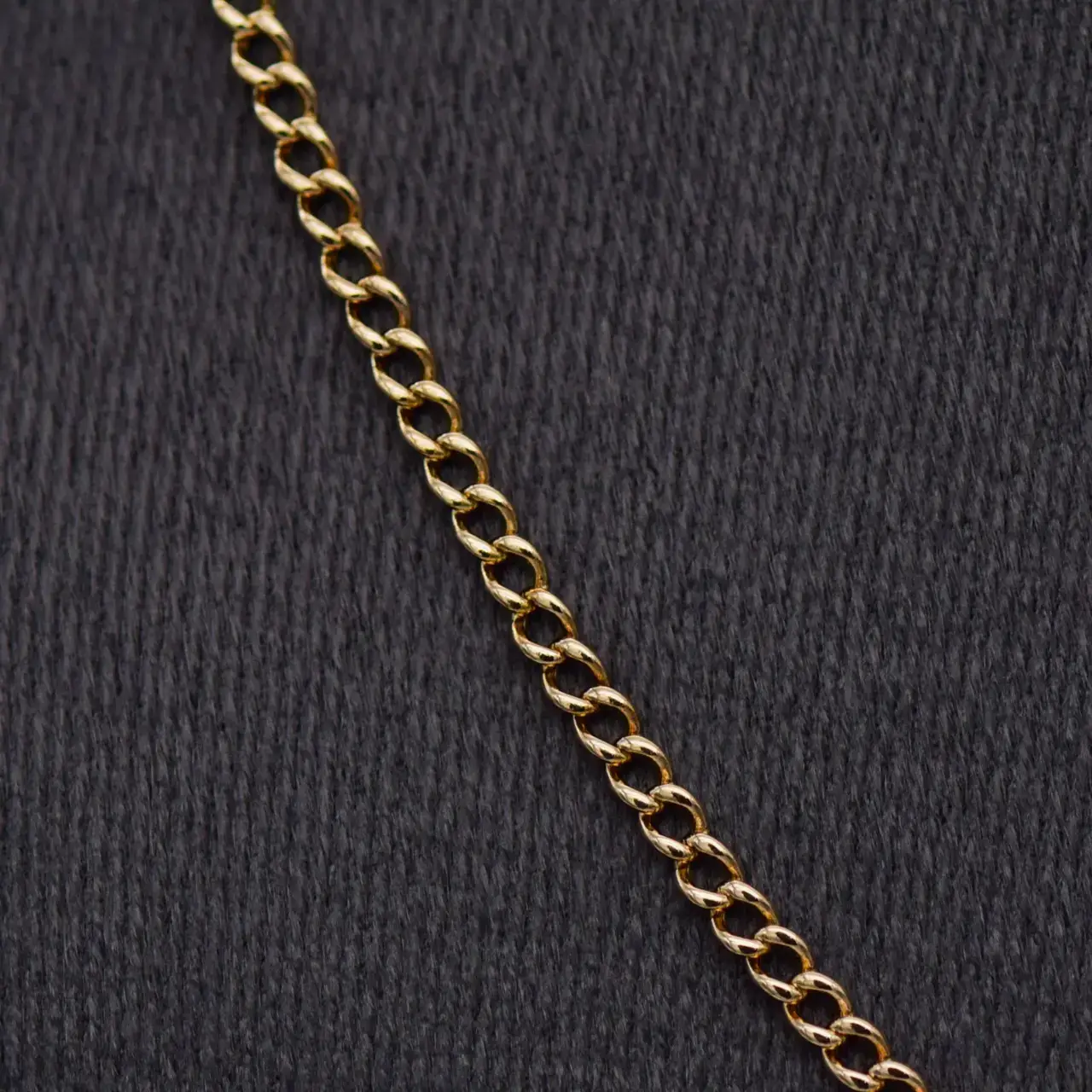 9ct Yellow Gold Chain [Curb - Link] - Thumbnail 2