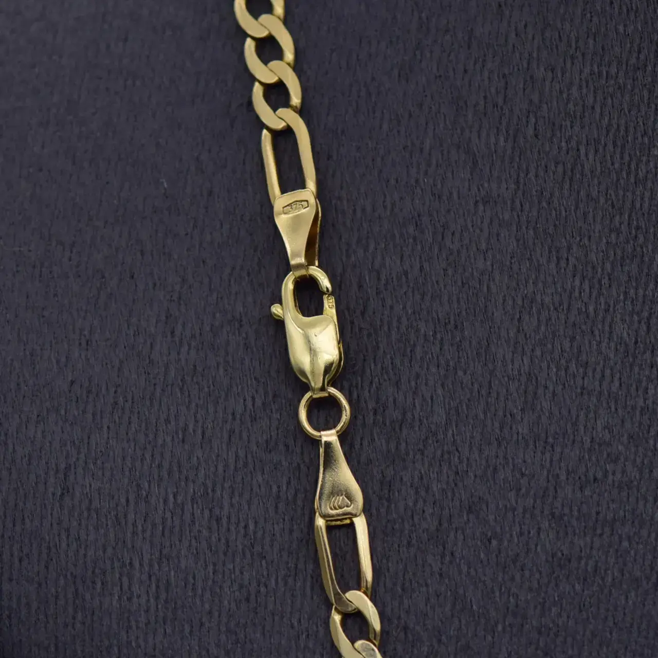 9ct Yellow Gold Chain [Figaro - Link] - Thumbnail 3