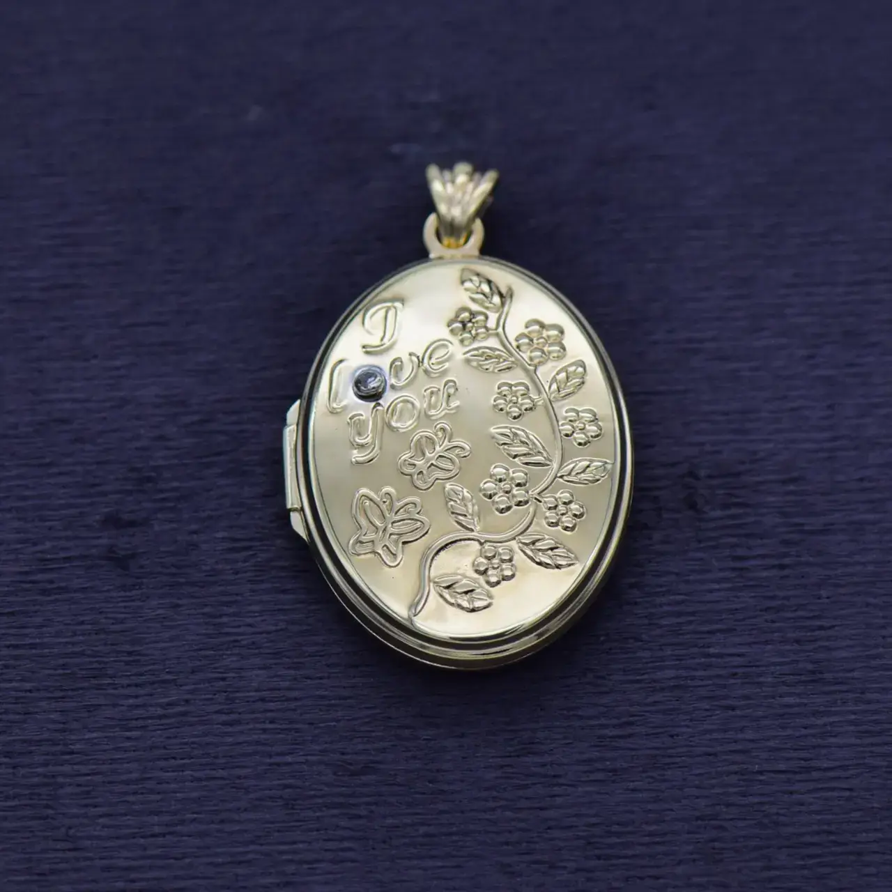 9ct Yellow Gold Locket Pendant  - Thumbnail 1