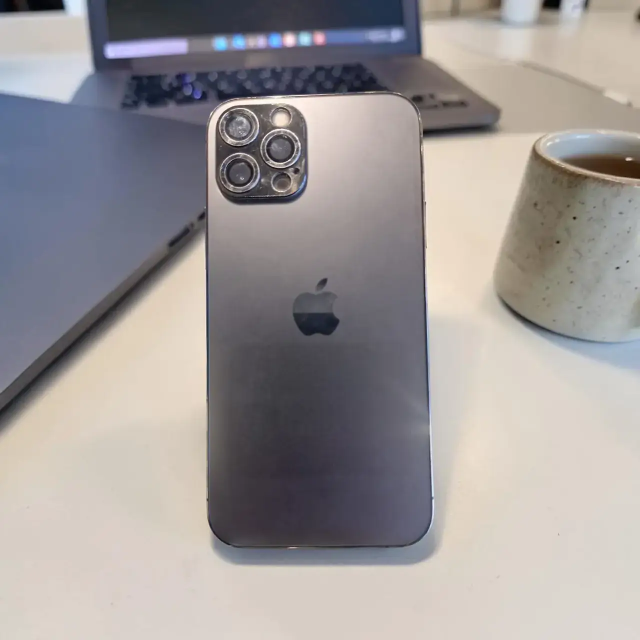 Apple Iphone 12 Pro Mobile Phone - Thumbnail 1