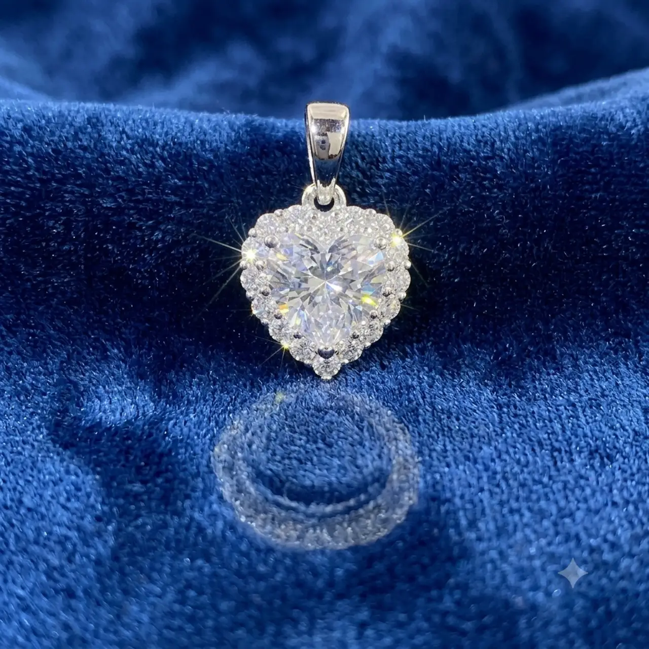 925 Silver Heart Cz Pendant Sspd249 - Thumbnail 1