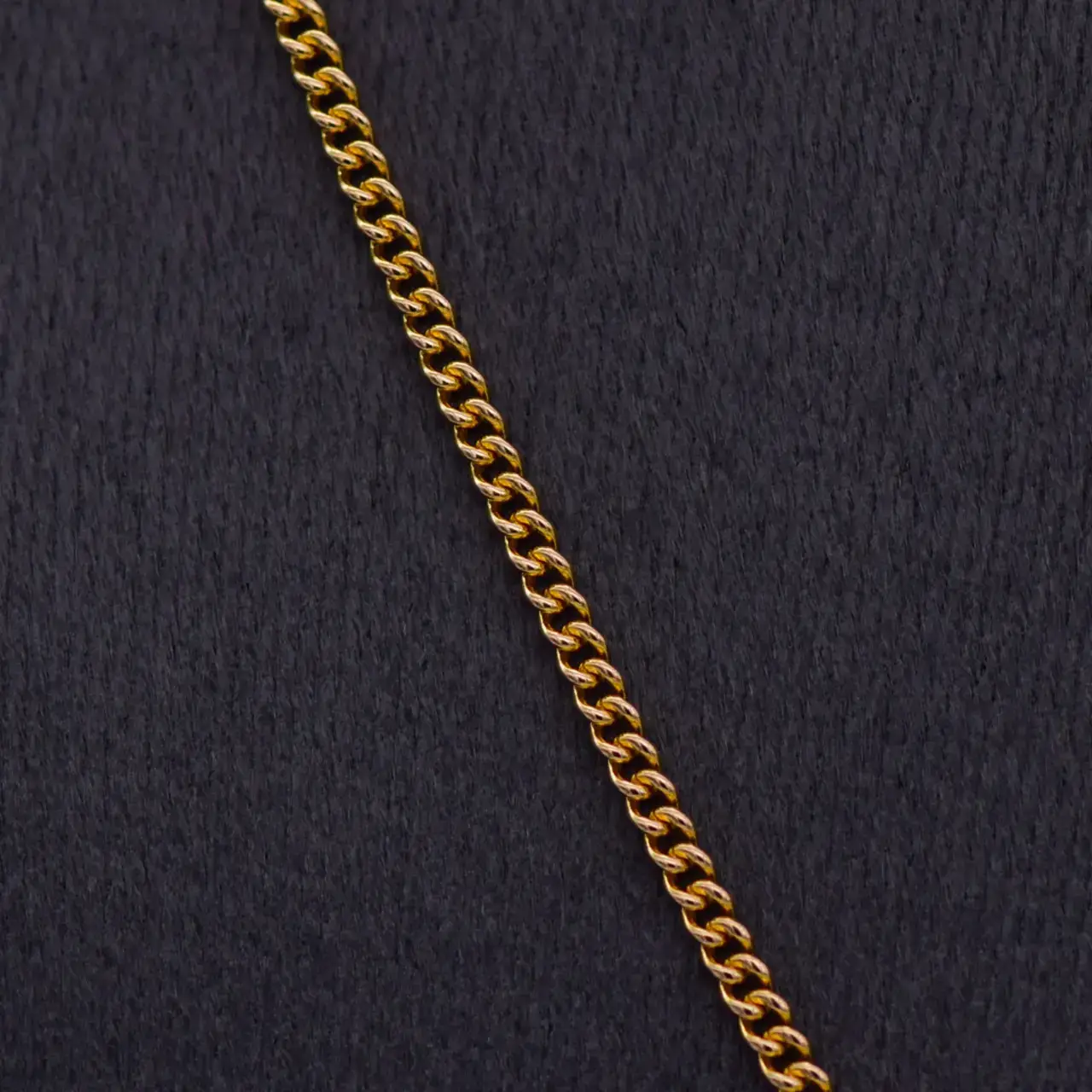 18Ct Yellow Gold Chain [Curb-Link] - Thumbnail 2