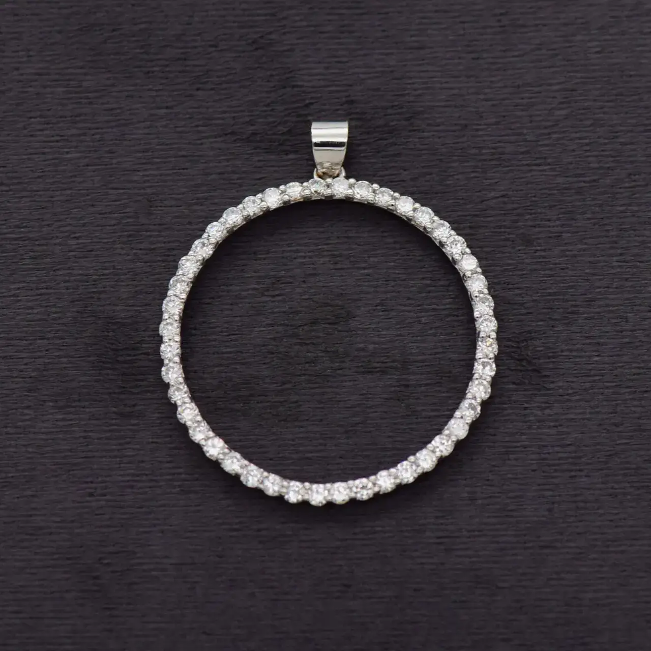 18ct White Gold Pendant  - Thumbnail 1