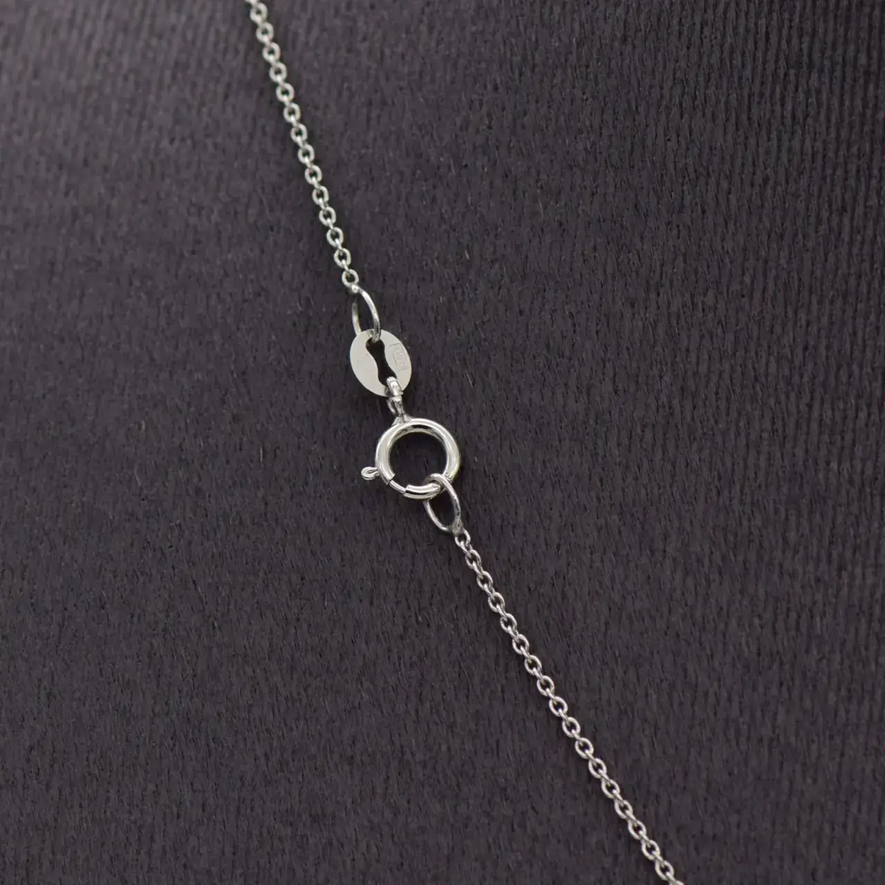 9ct White Gold Chain [Curb - Link] - Thumbnail 3