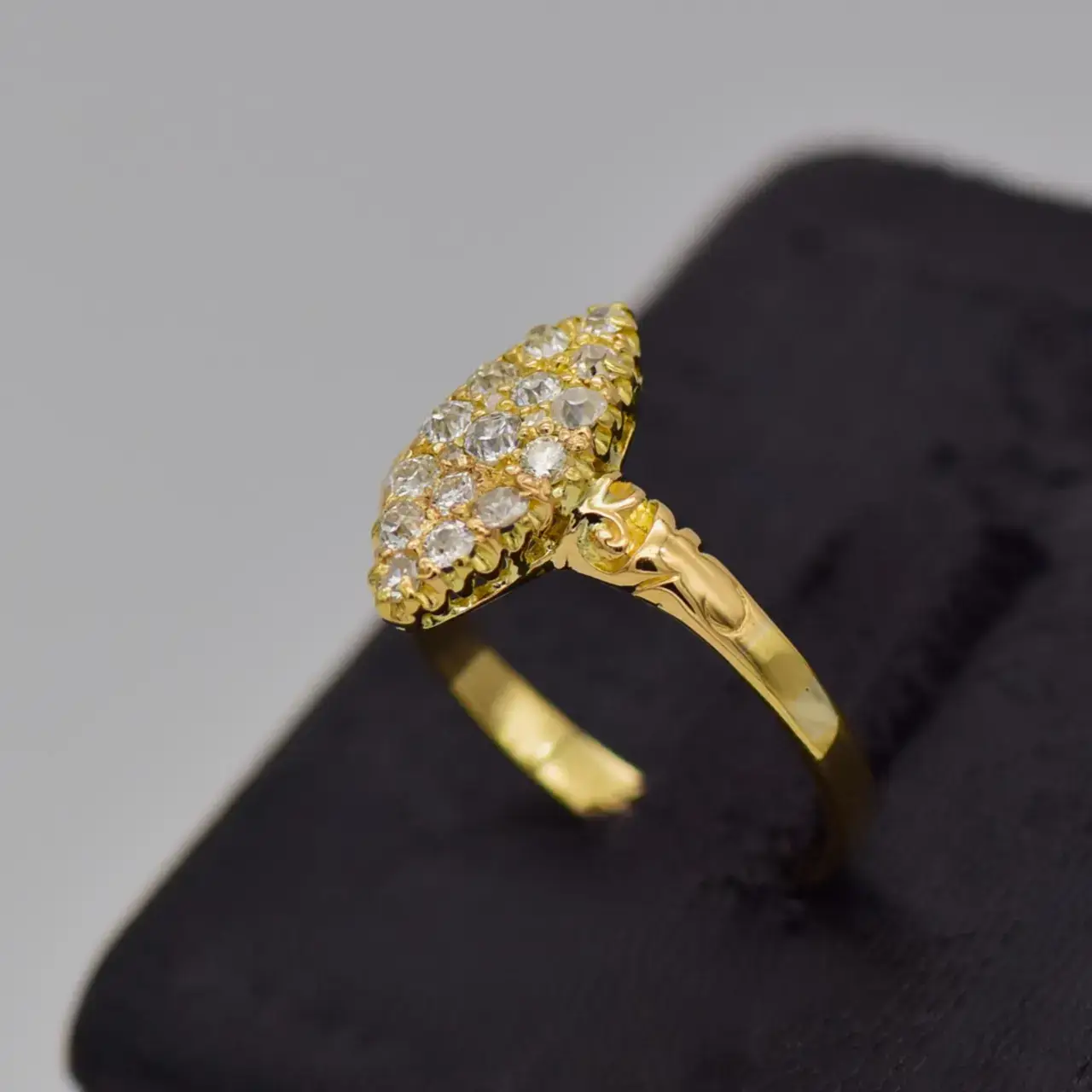 18ct Yellow Gold Dress Ring  - Thumbnail 3