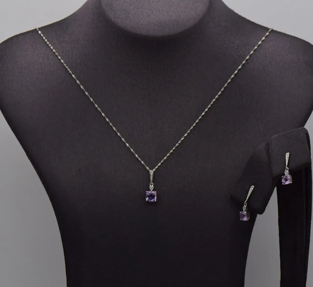 9ct White Gold Twisted Chain, Pendant &  Earring Set  - Thumbnail 1