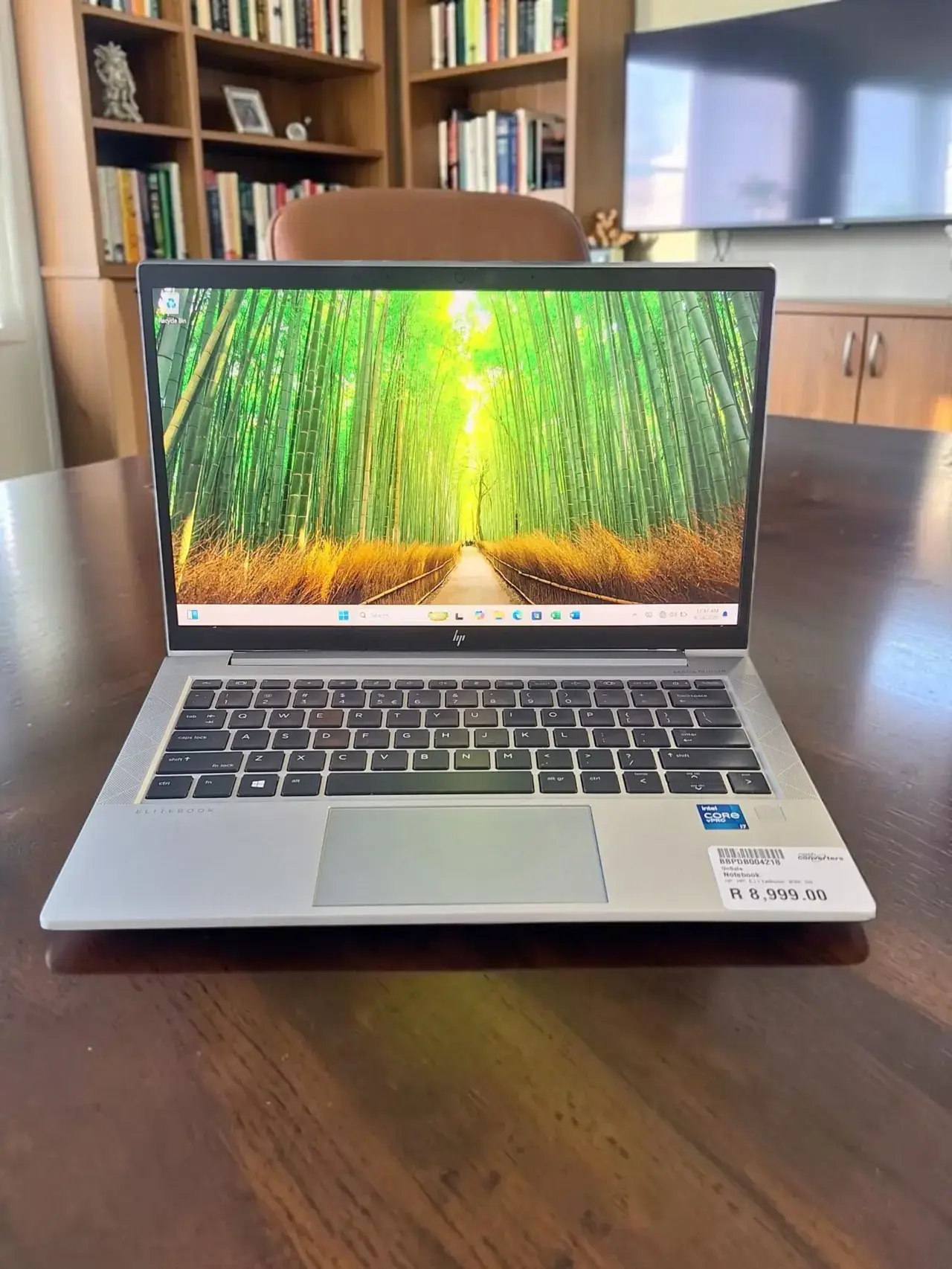 Hp Elitebook 830 G8 Notebook - Thumbnail 1