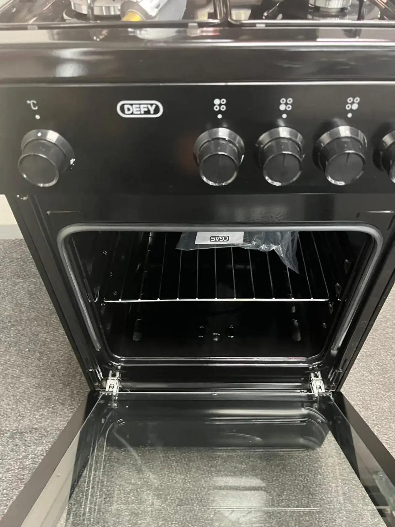 Defy 4 Plate Gas Stove - New - Thumbnail 3