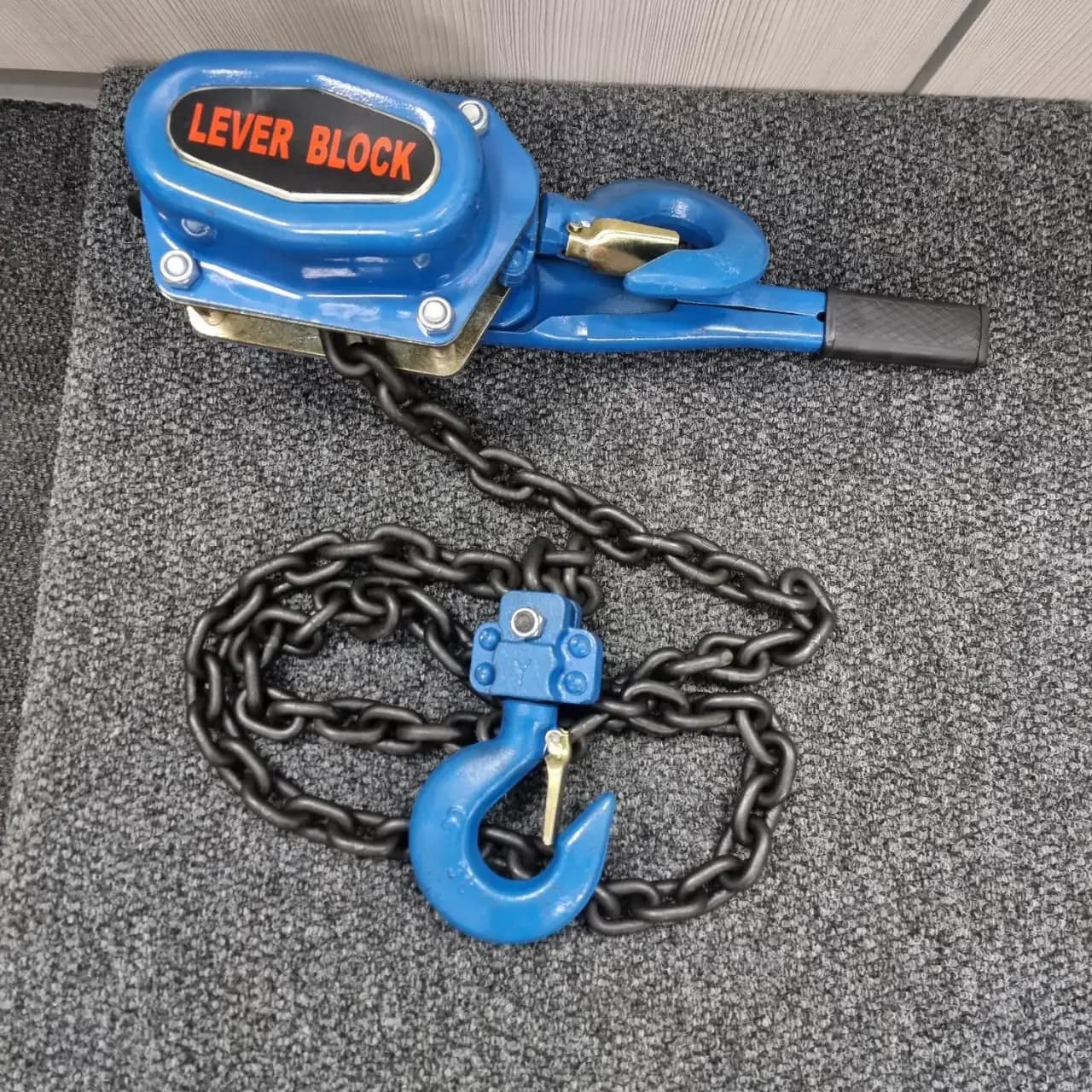3-Ton Heavy-Duty Ratchet Lever Hoist [ Store Collection ] - Thumbnail 1