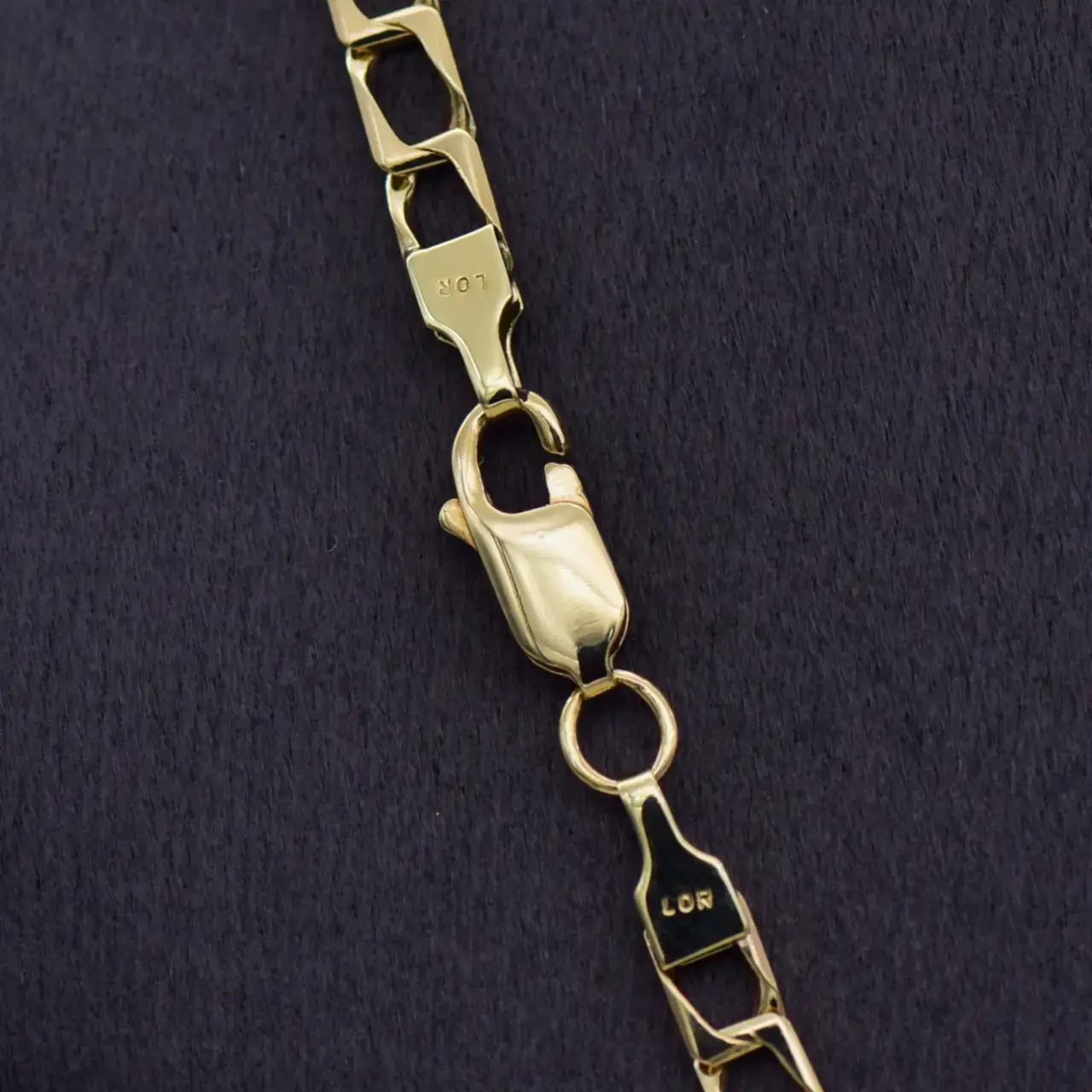 9ct Yellow Gold Chain [Curb-Link] - Thumbnail 3