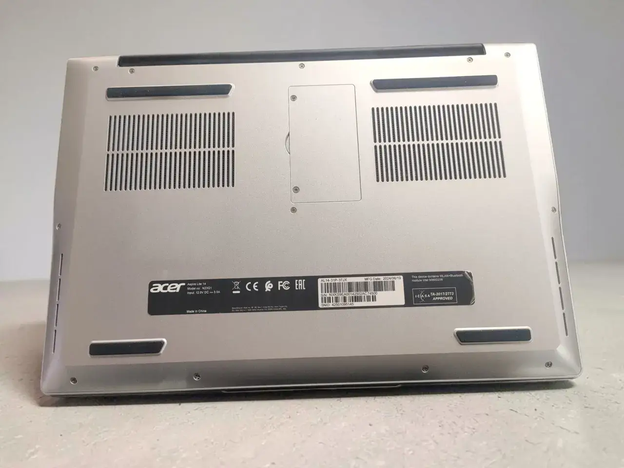 Acer Aspire Al14-31P Laptop - Thumbnail 1
