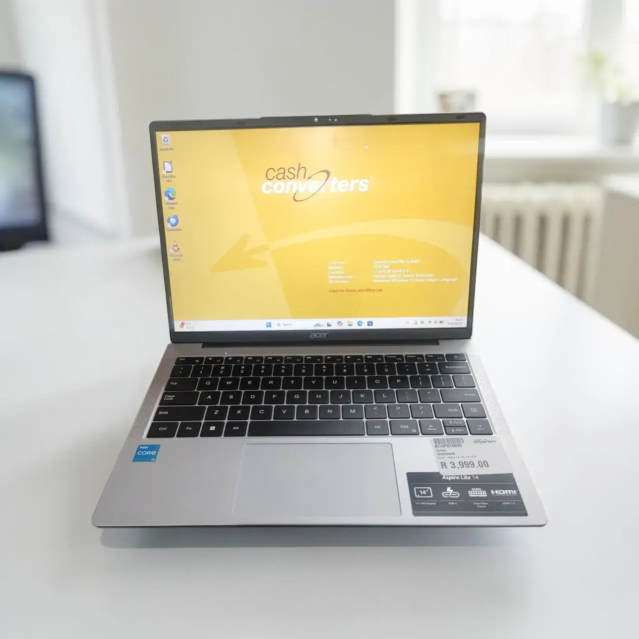 Acer Aspire Al14-31P Laptop - Thumbnail 3