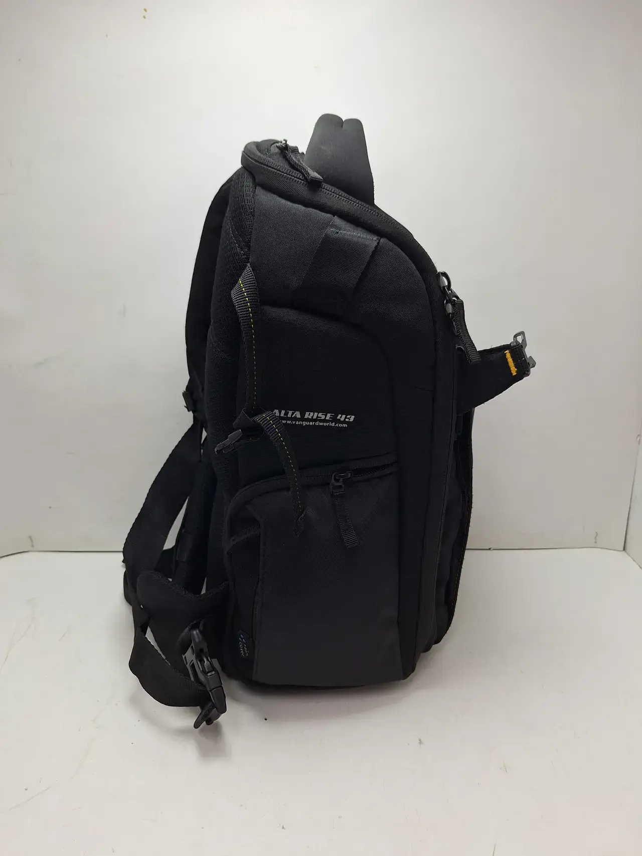 Vanguard Camera Bags +6 | - Thumbnail 4