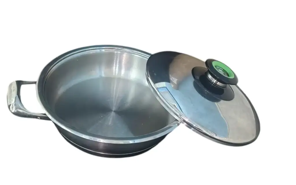 Amc 24Cm Gourmet Fry Pan - View 4