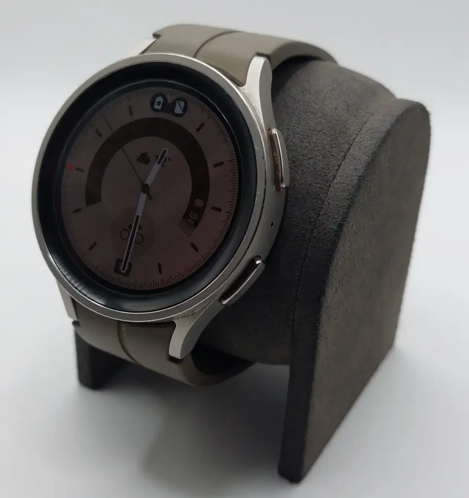 Samsung Galaxy Watch5 Pro - View 3