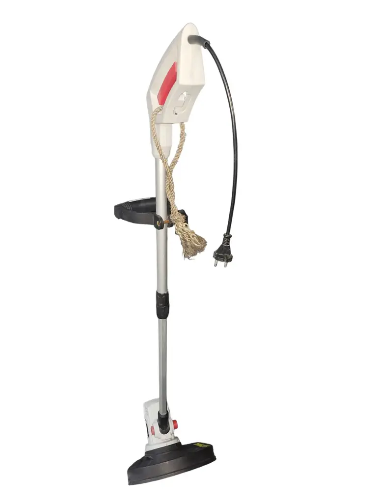 Casals 550W Hedge Trimmer - View 2
