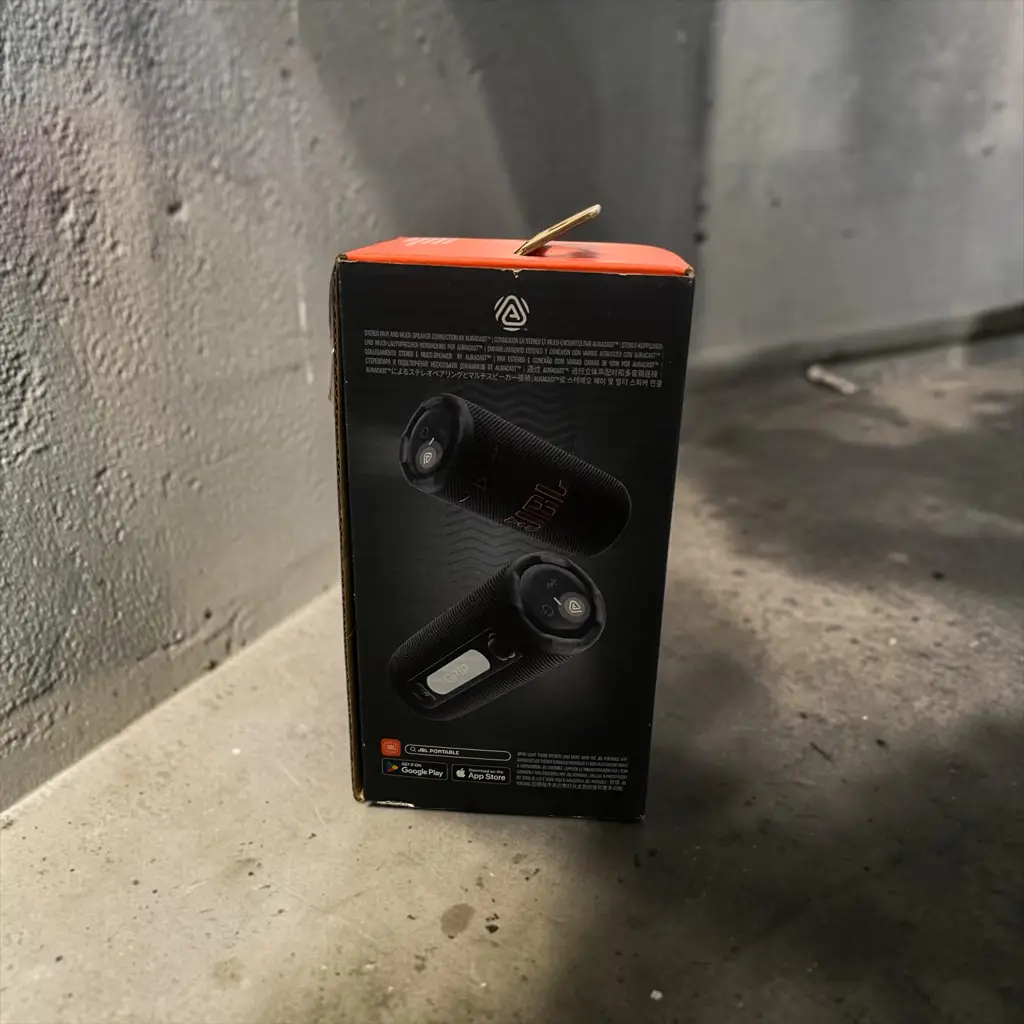 Jbl Grip Compact Bluetooth Speaker - View 2