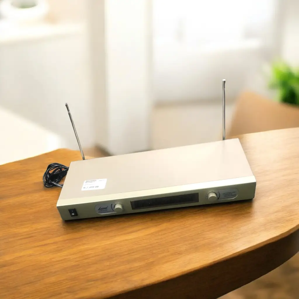 Lane Lwm-2313 Wireless Microphone System - View 2