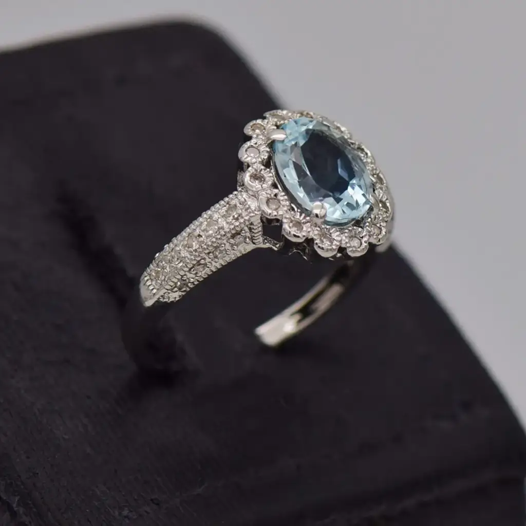 9ct White Gold Dress Ring - View 3
