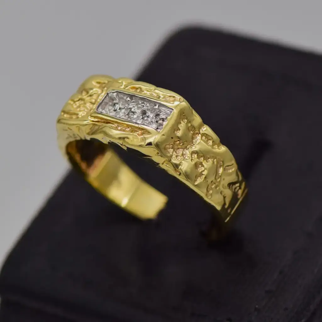 9ct Yellow Gold Men's Ring - View 3