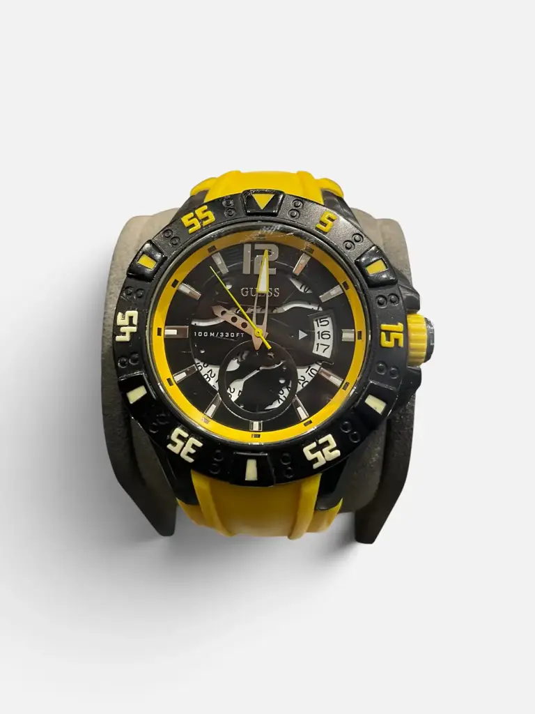 Guess Magnum W0034g7 Yellow Men's Watch - View 2