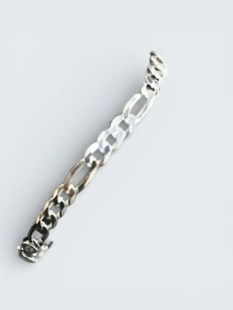 Silver Figaro Link Bracelet – Bold & Timeless - View 2