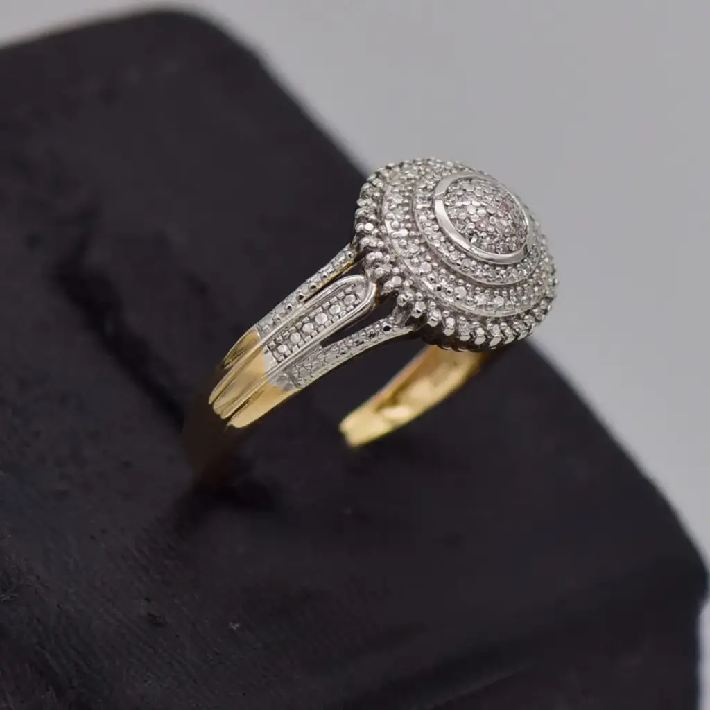 9ct Yellow Gold Cluster Ring - View 2