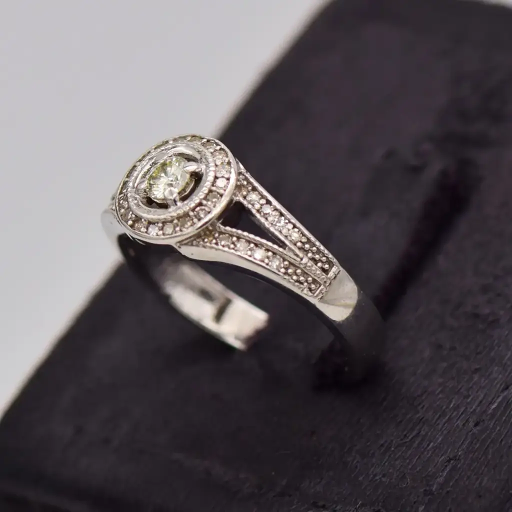 9ct White Gold Dress Ring - View 3