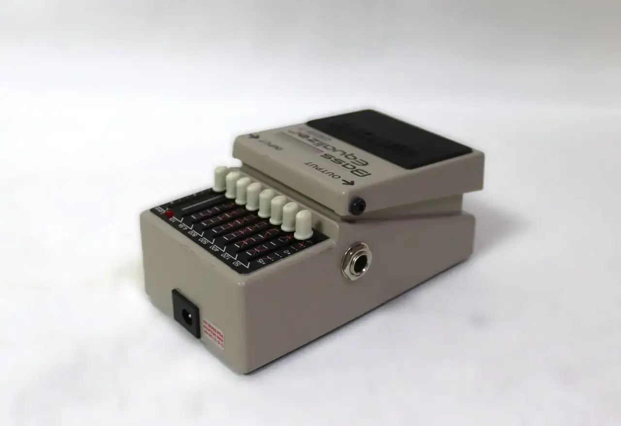 Boss Geb-7 Bass Equalizer Pedal - Thumbnail 3