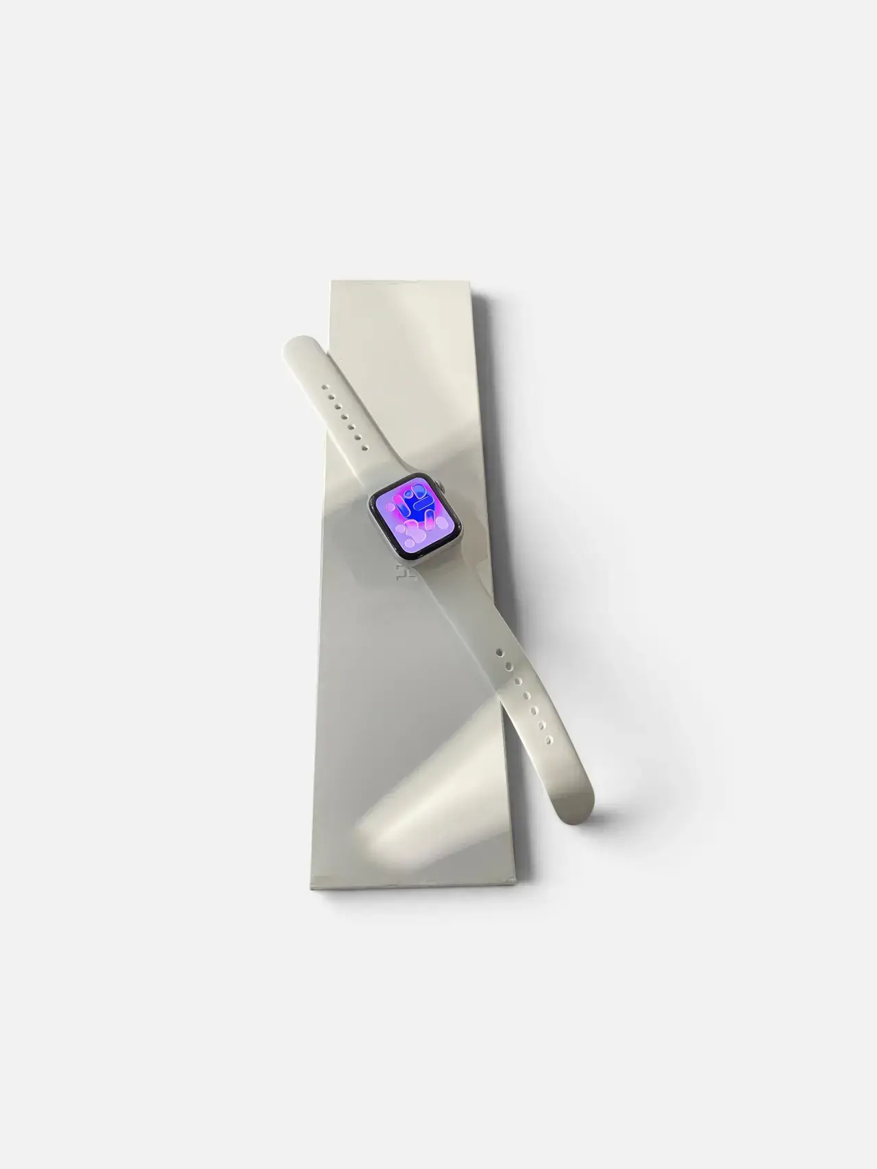 Apple Series 6 40Mm Cellular Smart Watch - Thumbnail 3