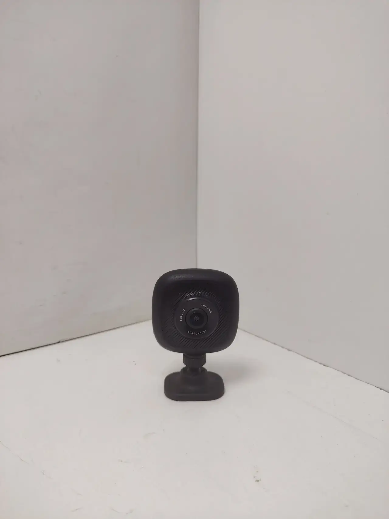 Hikvision Dash Cam | B1 - Thumbnail 1