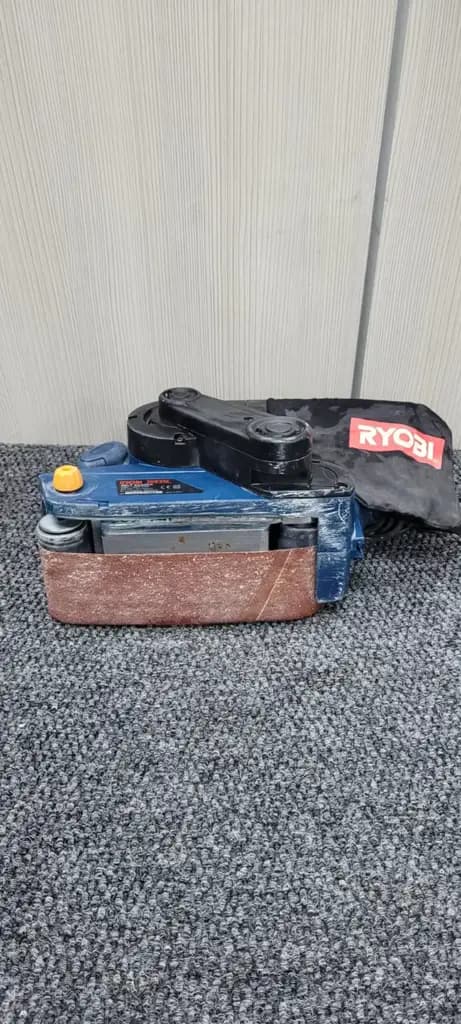 Ryobi Ebs-810 Belt Sander - View 2